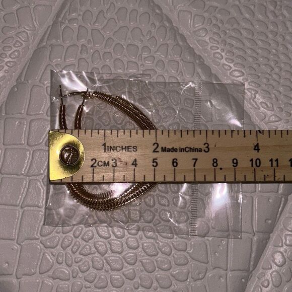 Large Gold-Tone Heart Shaped Hoop Earrings - Picture 4 of 4